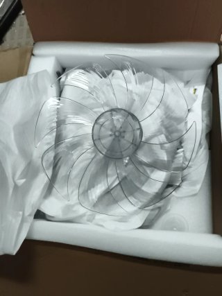 Ventilador de techo con lámpara flor