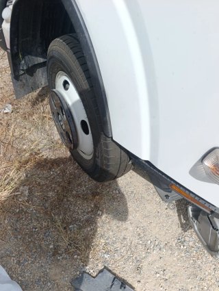 Isuzu M27 N1R AUTOMÁTICA 65000 KLM