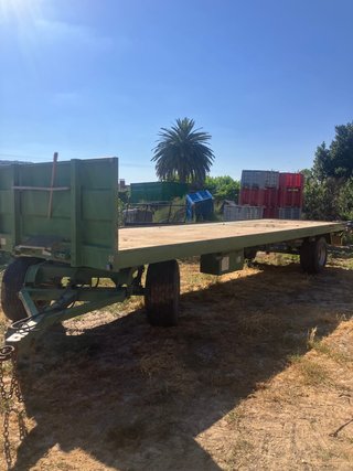 Remolque plataforma 9 metros por 2,50 para 18t