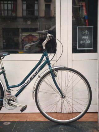 Bicicleta de paseo BH