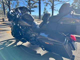 Harley Davidson CVO Limited FLHTKSE 2021