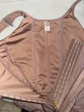 Faja Moldeadora Beige Cremallera Encaje