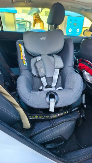 Silla coche Britax Römer Dualfix i-Size