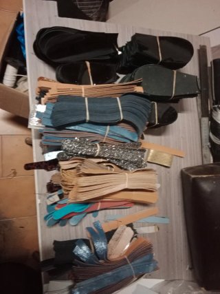 Retales de piel para monederos