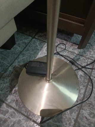 Lámpara de pie moderna