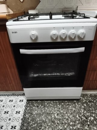 Cocina de gas Svan convertible a bombona