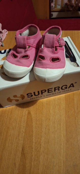 Superga con occhietti n.21