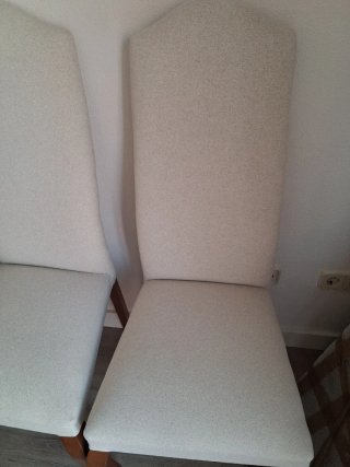 Sillas de salón estilo clásico