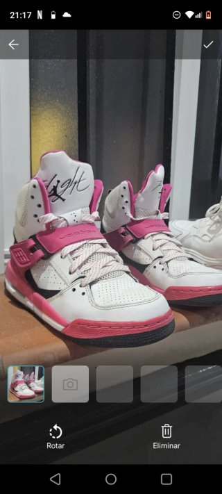 Zapatillas Jordan Altas Rosas y Blancas