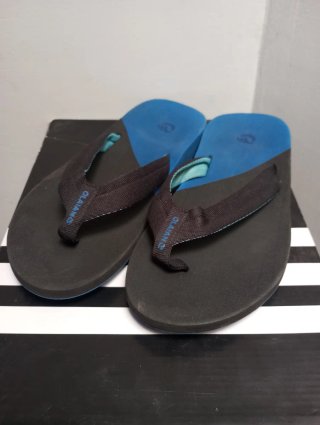 Chanclas  OLAIAN  Talla 33/34