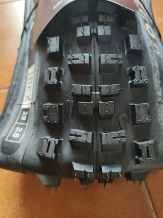 Neumático 29"x2.6 Onza Ibex TRC 50. Nuevo.