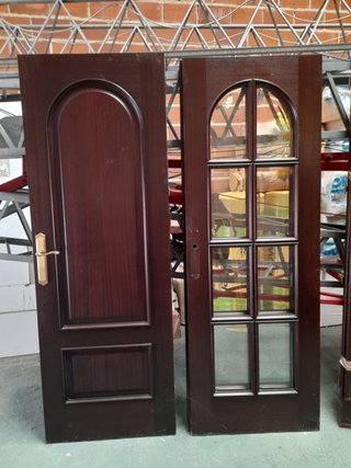 Puertas madera maciza