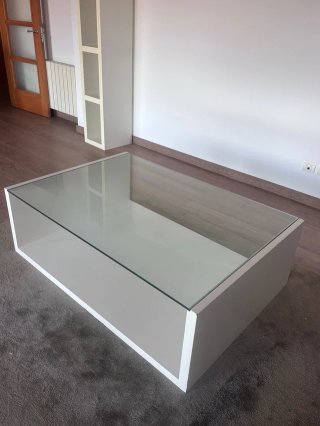 Mesa centro diseño minimalista cristal