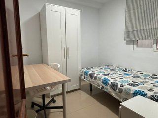 Alquiler habitaciones piso compartido SOLO CHICAS