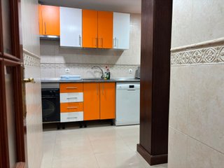 Alquiler habitaciones piso compartido SOLO CHICAS