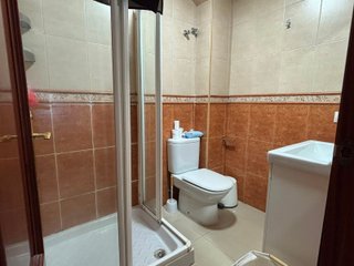 Alquiler habitaciones piso compartido SOLO CHICAS
