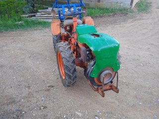 Pasquali 956 Tractor
