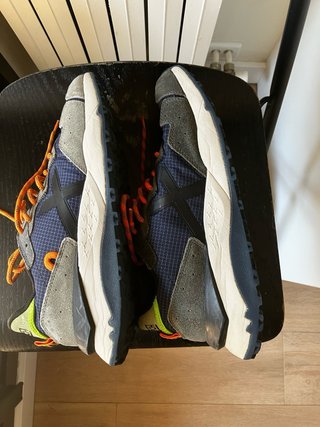 Zapatillas Munich casual azul y gris
