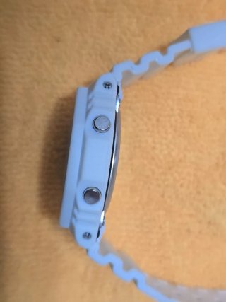 Reloj Casio G-Shock GA-2100 Blanco/Azul