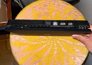 PS4 Slim Negra