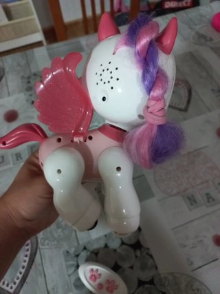 Unicornio Interactivo Teledirigido