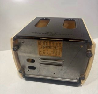 Radio  antigua válvulas caja emerson 157