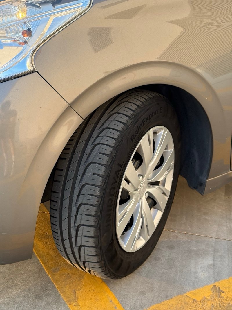 Peugeot 208 1.4HDi Style 2014, foto 10