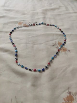 Collana con occhi portafortuna colorati argentato