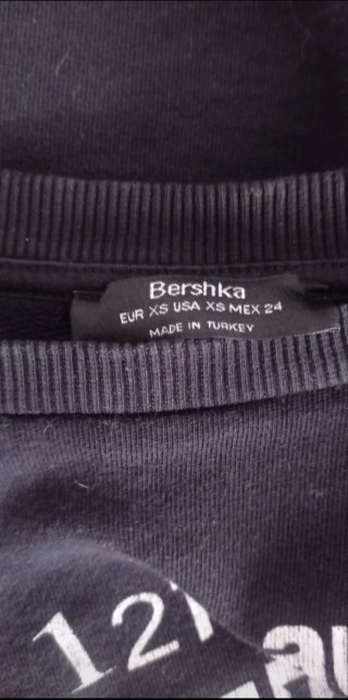 Sudadera Bershka Punk Fest Talla XS