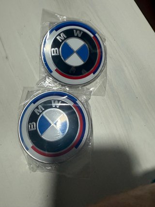 Insignia BMW 74mm Maletero