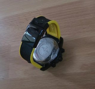 Breitling Avenger Chronograph Negro