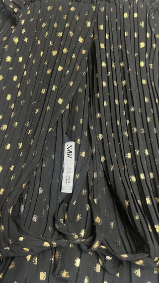 Vestido fiesta Zara negro con topos dorados
