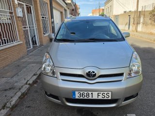 Toyota Corolla verso 2.2d4d 7 plazas
