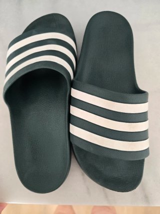 Sandalias Adidas Verde y Blanco