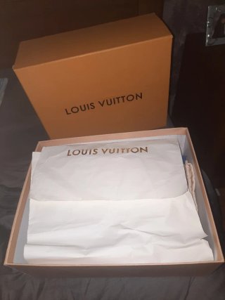 Zapatillas Louis Vuitton Negras y Blancas