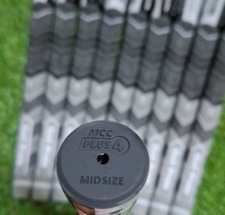 10 Grips MCC PLUS 4 (MIDSIZE)