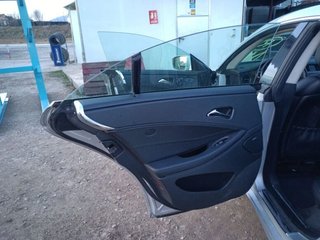 Tapa motor mercedes-benz a6420101667 cls bm 114121