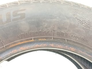 NEUMATICO 17570R1488T