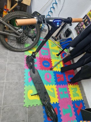 Patinete Eléctrico Baggio