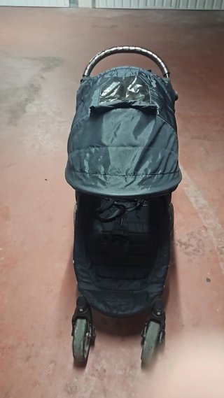 Silla de paseo negra