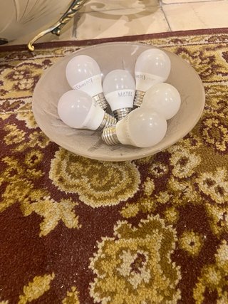 Lámpara de mesa mármol y metal dorada