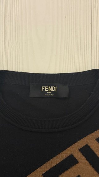 Jersey Fendi Negro y Marrón