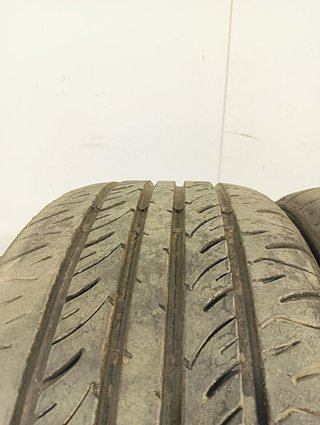 NEUMATICO 19550R15