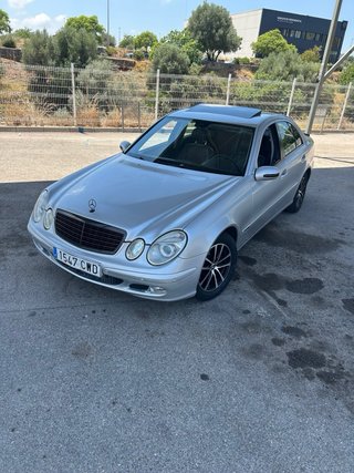 Mercedes-Benz Clase E 2003