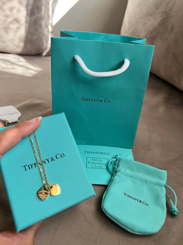Collar Tiffany & Co. Corazón Dorado Nuevo