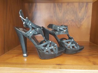 Sandali tacco alto Guess neri