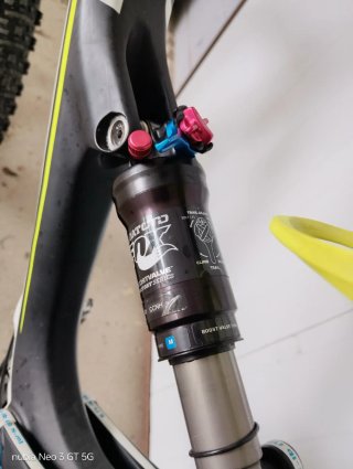 Bicicleta GT Doble Suspensión