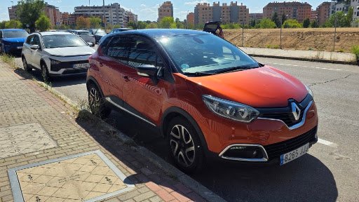 Renault Captur 1.5 dCi Zen eco2 EDC 2015, foto 3