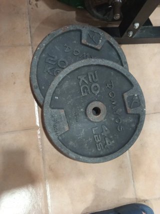 Discos de Pesas 20 kg (DOMYOS)