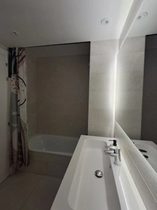Piso en Venta Lezkairu. 5° con terraza de 22m²